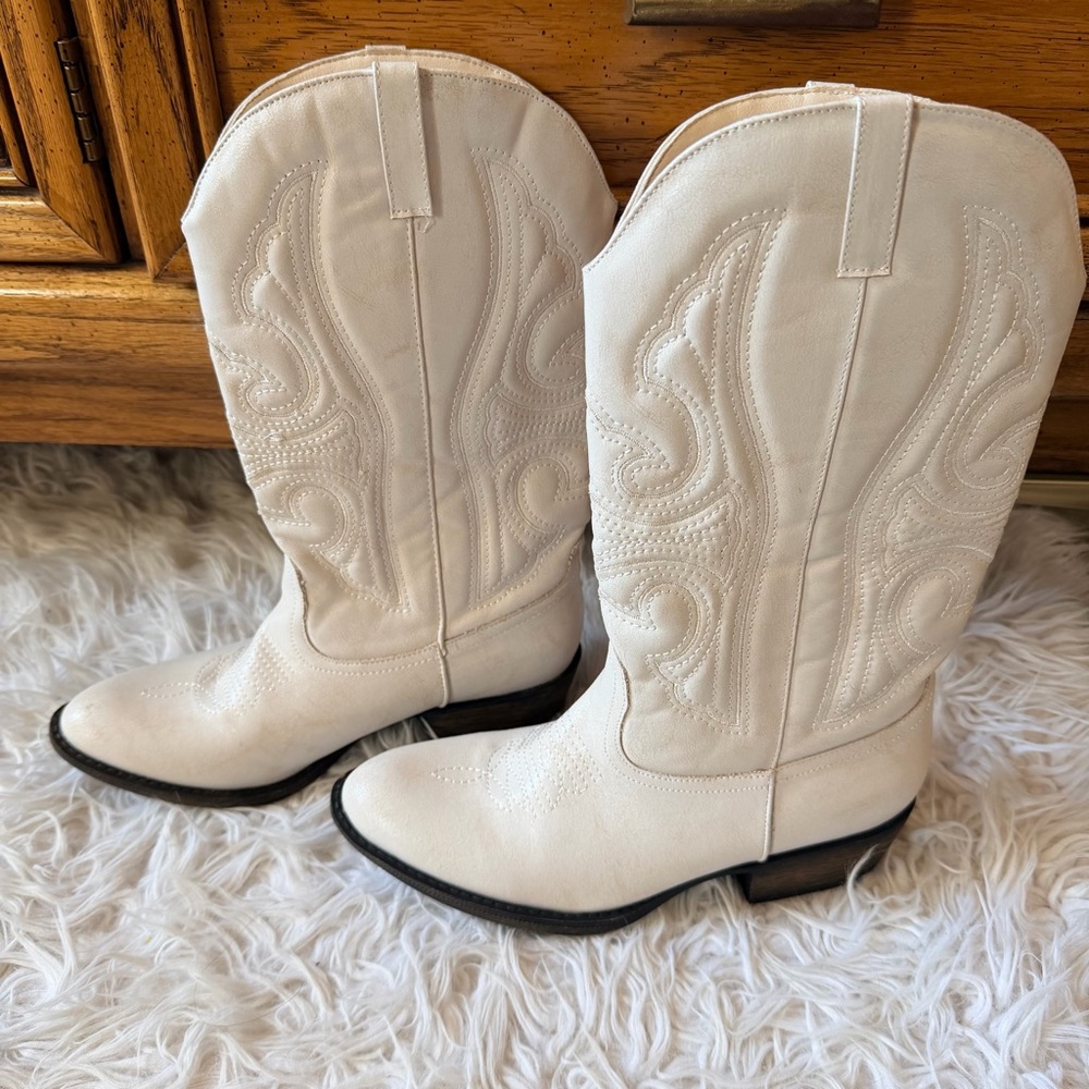 COCONUTS by Matisse gaucho women’s western boot white size 9 - Picture 2 of 9